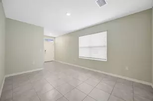 33801 Jasmine Star Loop, Wesley Chapel, FL 33543 - Photo 5