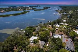 1275 Mickler Ln, Tarpon Springs, FL 34689 - Photo 5
