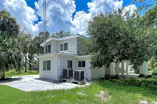 1275 Mickler Ln, Tarpon Springs, FL 34689 - Photo 9