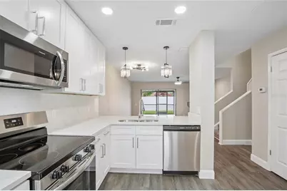 717 Oak Park Place, Brandon, FL 33511 - Photo 3