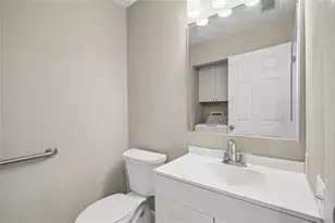 717 Oak Park Pl, Brandon, FL 33511 - Photo 11