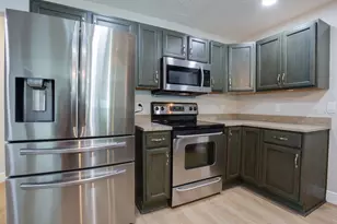 14060 82nd Ave, Seminole, FL 33776 - Photo 17