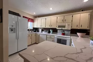 6033 34th Street W, Bradenton, FL 34210 - Photo 5
