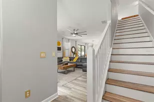 10231 Count Fleet Dr, Ruskin, FL 33573 - Photo 29