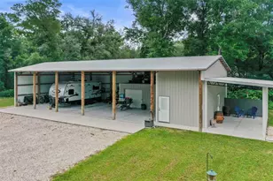 7218 Southeast Ave, Ridge Manor Estates, FL 33597 - Photo 49