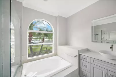 1548 Mira Lago Circle, Ruskin, FL 33570 - Photo 19