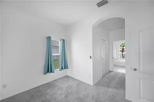 1548 Mira Lago Cir, Ruskin, FL 33570 - Photo 17