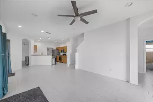 1548 Mira Lago Cir, Ruskin, FL 33570 - Photo 27