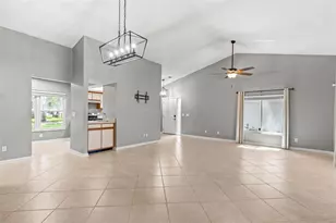 3224 Montrose Cir, Palm Harbor, FL 34684 - Photo 7