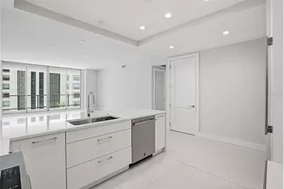 275 1st Avenue S #1104, Saint Petersburg, FL 33701 - Photo 7