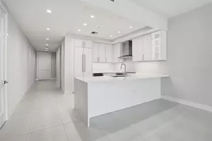 275 1st Ave S, Saint Petersburg, FL 33701 - Photo 9
