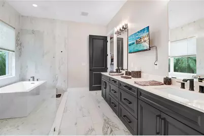 6104 Lagomar Lane, Apollo Beach, FL 33572 - Photo 27