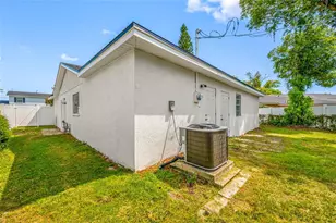 [Address not provided], Tampa, FL 33614 - Photo 13