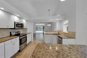 9450 Mississippi Run, Weeki Wachee, FL 34613 - Photo 9