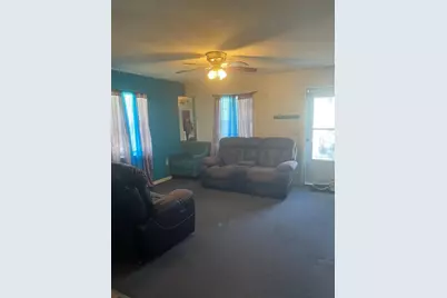 511 30th Street E, Palmetto, FL 34221 - Photo 3