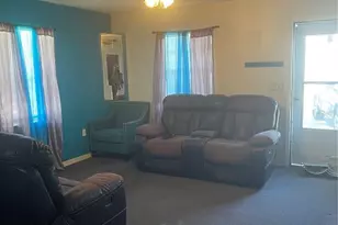 511 30th St E, Palmetto, FL 34221 - Photo 3