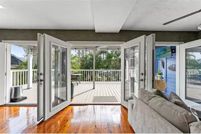 906 W Henry Avenue, Tampa, FL 33604 - Photo 21