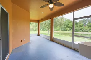 6019 Evansbrook Dr, Zephyrhills, FL 33541 - Photo 29