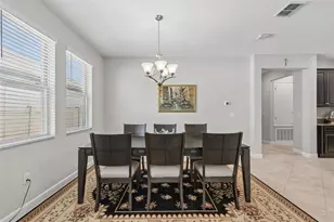 9908 Sage Creek Dr, Ruskin, FL 33573 - Photo 11