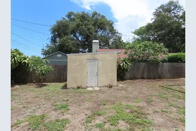 1660 S Jefferson Avenue, Clearwater, FL 33756 - Photo 17