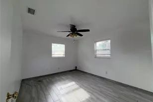 364 3rd St NW, Largo, FL 33770 - Photo 17