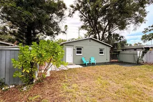 364 3rd St NW, Largo, FL 33770 - Photo 21