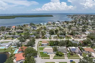 745 Pinellas Bayway S, Saint Petersburg, FL 33705 - Photo 27