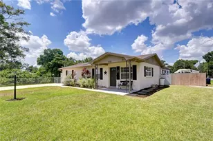 2101 W Hamilton Ave, Tampa, FL 33604 - Photo 1