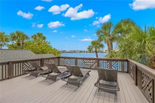 819 Bay Esplanade, Clearwater Beach, FL 33767 - Photo 9