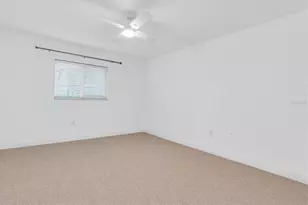210 5th Ave S, Saint Petersburg, FL 33701 - Photo 17