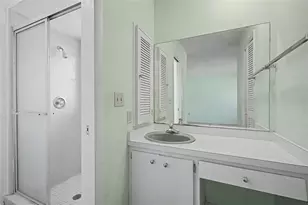 4113 Prudence Dr, Sarasota, FL 34235 - Photo 19
