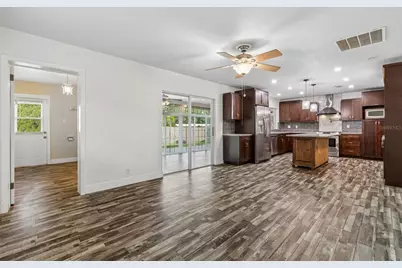 503 Rollingview Drive, Temple Terrace, FL 33617 - Photo 13