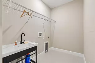 327 Mangrove Manor Dr, Apollo Beach, FL 33572 - Photo 19