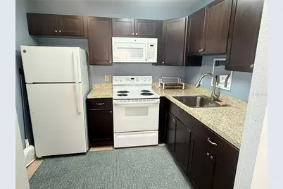 1802 Bedford Terrace #170, Sun City Center, FL 33573 - Photo 9