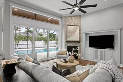 1230 Darlington Oak Circle NE, Saint Petersburg, FL 33703 - Photo 19