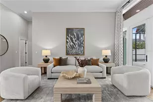 1230 Darlington Oak Cir NE, Saint Petersburg, FL 33703 - Photo 3