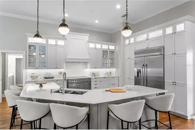 1230 Darlington Oak Circle NE, Saint Petersburg, FL 33703 - Photo 21