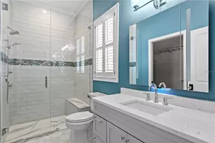 1230 Darlington Oak Cir NE, Saint Petersburg, FL 33703 - Photo 35