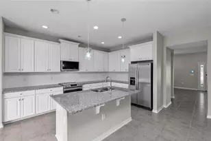 18576 Obregan Dr, Spring Hill, FL 34610 - Photo 23