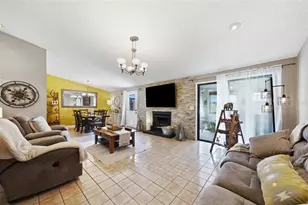 5309 Black Pine Dr, Tampa, FL 33624 - Photo 3