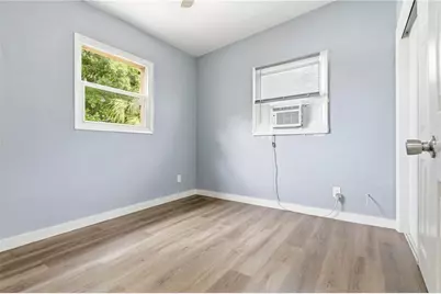 3305 Oakley Avenue, Saint Petersburg, FL 33712 - Photo 13