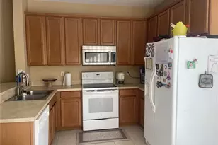 11517 Declaration Dr, Tampa, FL 33635 - Photo 7