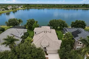 827 Seminole Sky Dr, Ruskin, FL 33570 - Photo 3