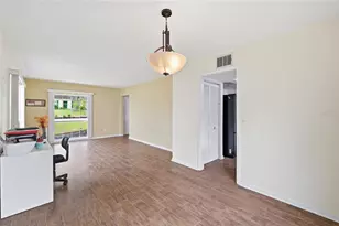 3643 Woodhill Dr, Brandon, FL 33511 - Photo 9