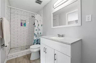 3643 Woodhill Dr, Brandon, FL 33511 - Photo 15
