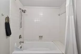 593 Lakeside Dr, Bradenton, FL 34210 - Photo 55