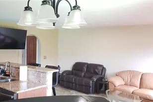 4560 Ashburn Square Dr, Tampa, FL 33610 - Photo 9