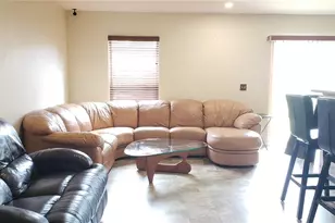 4560 Ashburn Square Dr, Tampa, FL 33610 - Photo 3