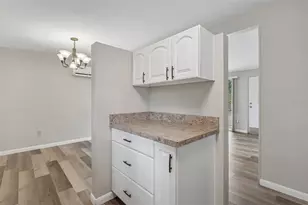 2117 Barcelona Dr, Clearwater, FL 33764 - Photo 9
