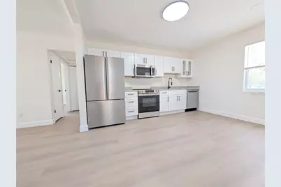 4511 Yarmouth Avenue S, Saint Petersburg, FL 33711 - Photo 7